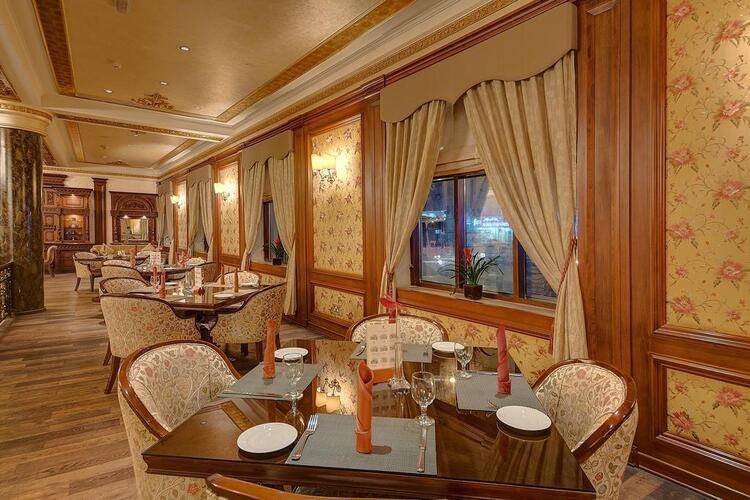 Royal Ascot Hotel