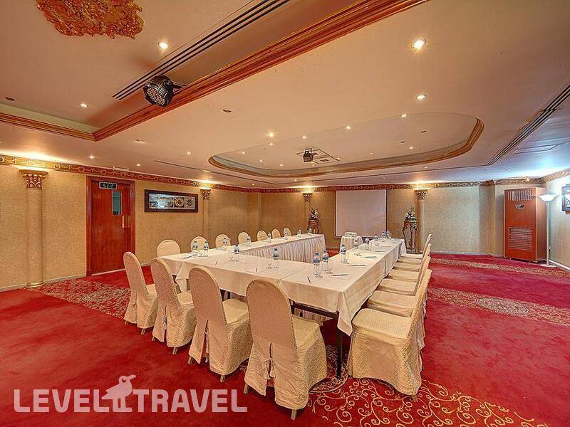 Фотография Royal Ascot Hotel