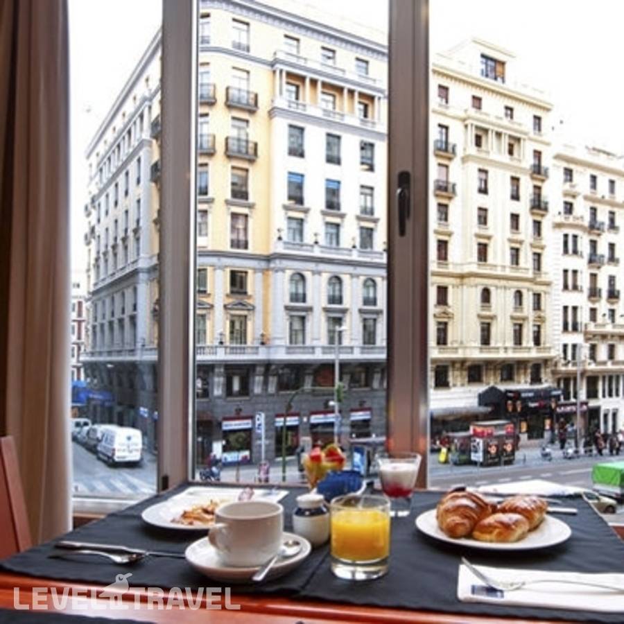 Отель Tryp Madrid Plaza Espana Hotel — Мадрид, Испания