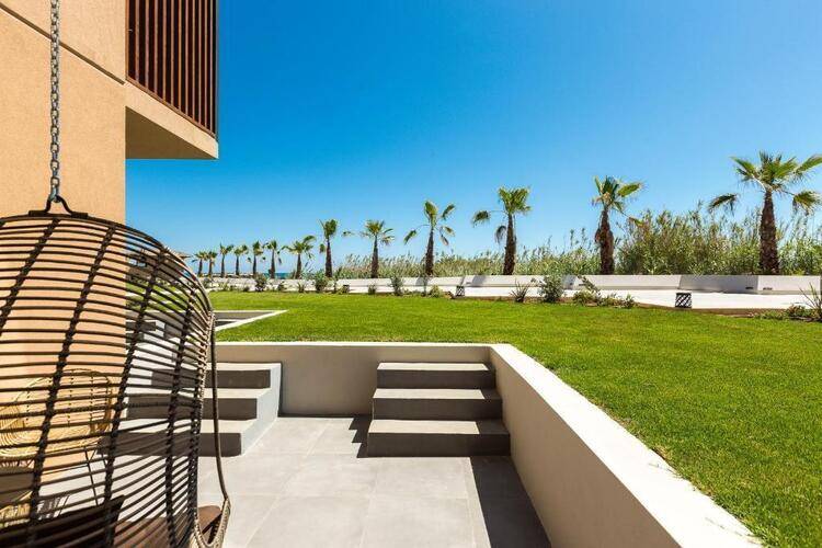 La Mer Resort & Spa (Adults Only 18+)