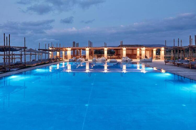 La Mer Resort & Spa (Adults Only 18+)