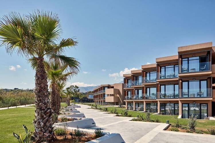 La Mer Resort & Spa (Adults Only 18+)