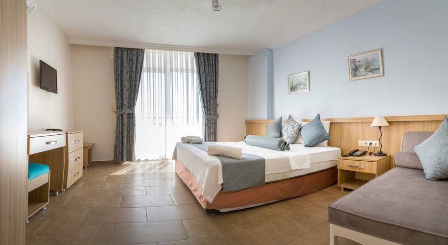 Ponz Boutique Hotel