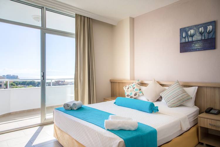 Ponz Boutique Hotel