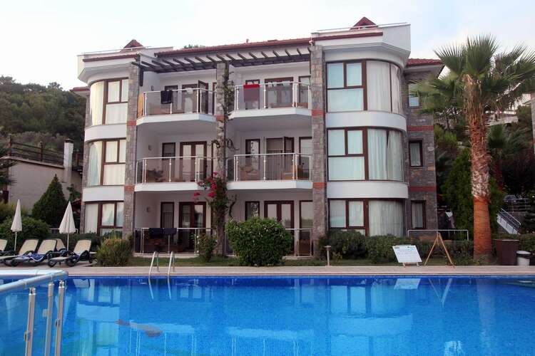 Golden Life Heights Deluxe Suite Hotel (Adults Only 16+)