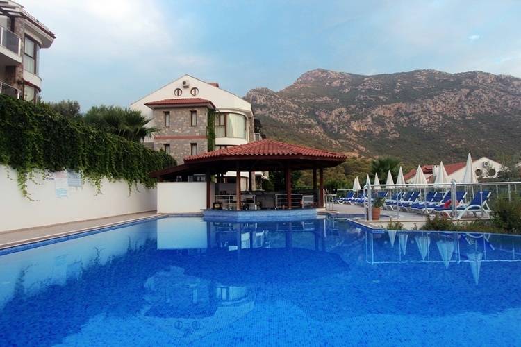 Golden Life Heights Deluxe Suite Hotel (Adults Only 16+)