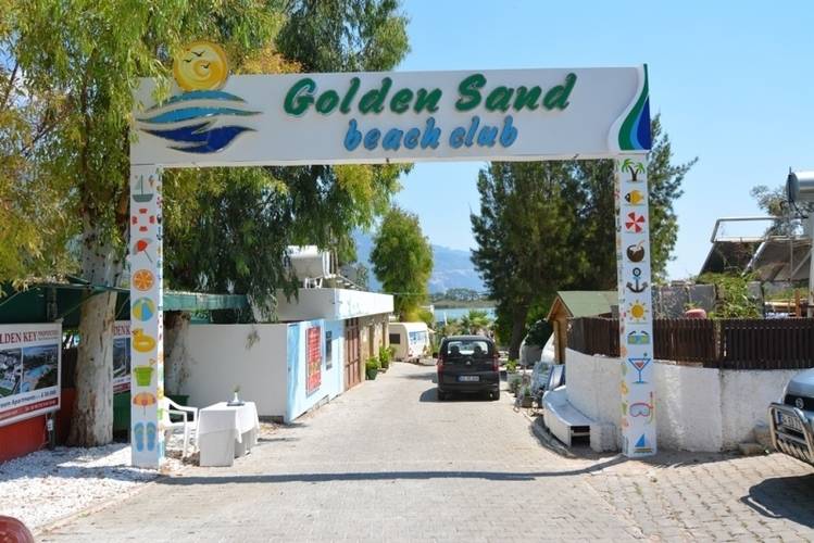 Golden Life Heights Deluxe Suite Hotel (Adults Only 16+)