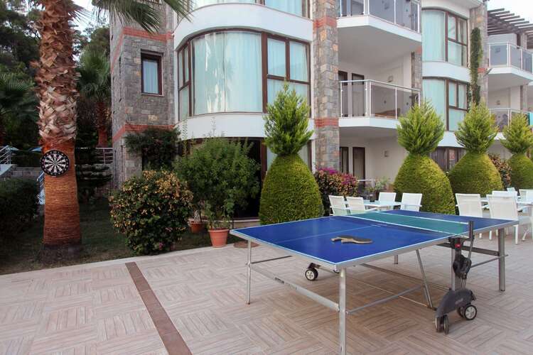 Golden Life Heights Deluxe Suite Hotel (Adults Only 16+)