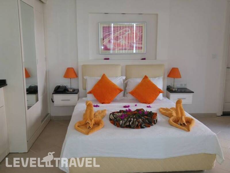 Фотография Golden Life Heights Deluxe Suite Hotel (Adults Only 16+)