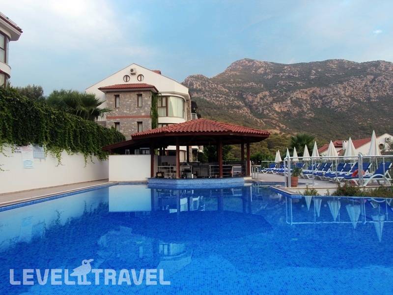 Фотография Golden Life Heights Deluxe Suite Hotel (Adults Only 16+)