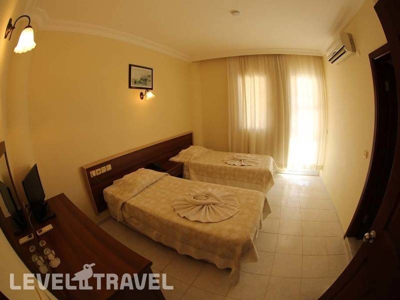 Фотография The Tower Hotel