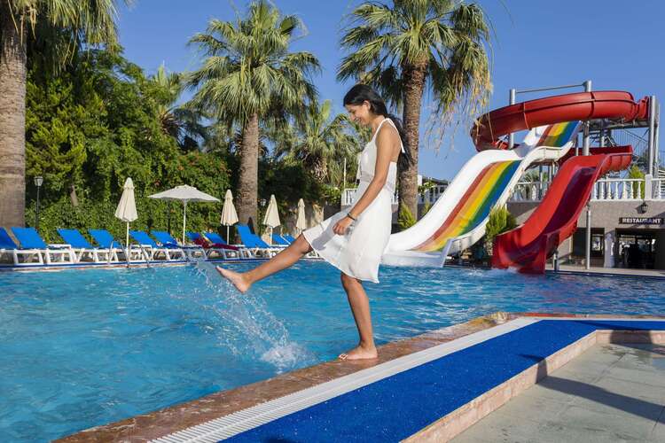 Gumbet Anil Beach Hotel