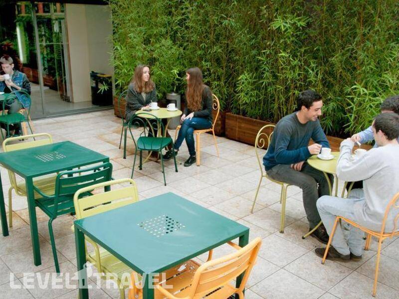 Фотография Albergue Juvenil Pere Tarres