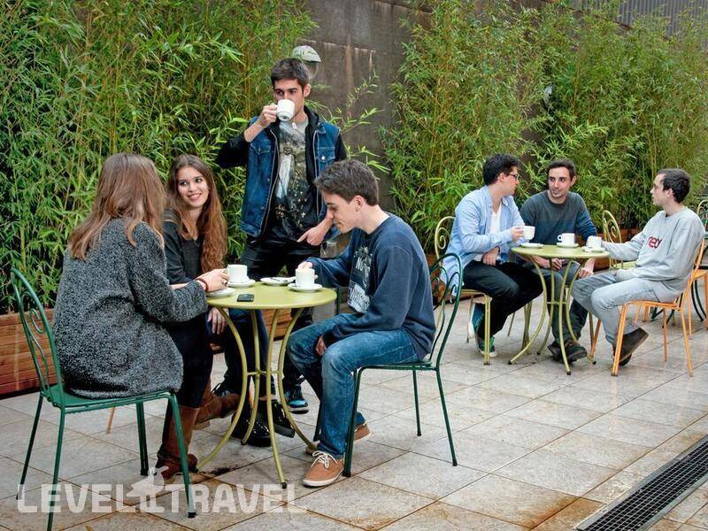 Фотография Albergue Juvenil Pere Tarres