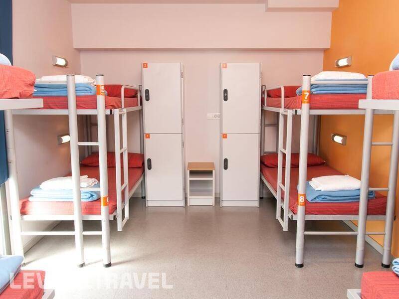 Фотография Albergue Juvenil Pere Tarres