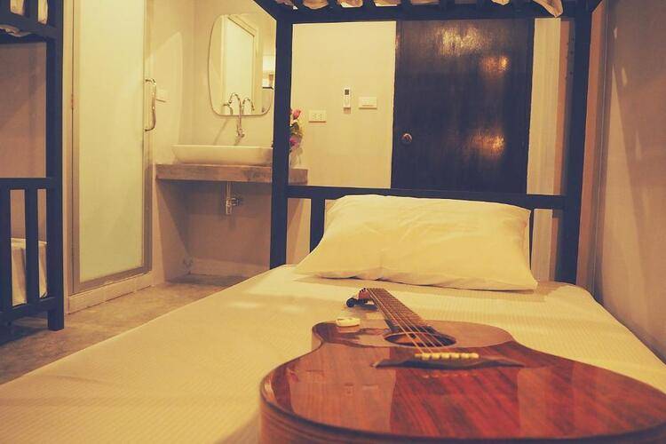 Hip Hostel