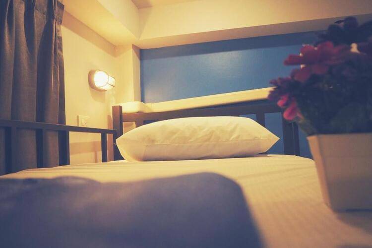 Hip Hostel