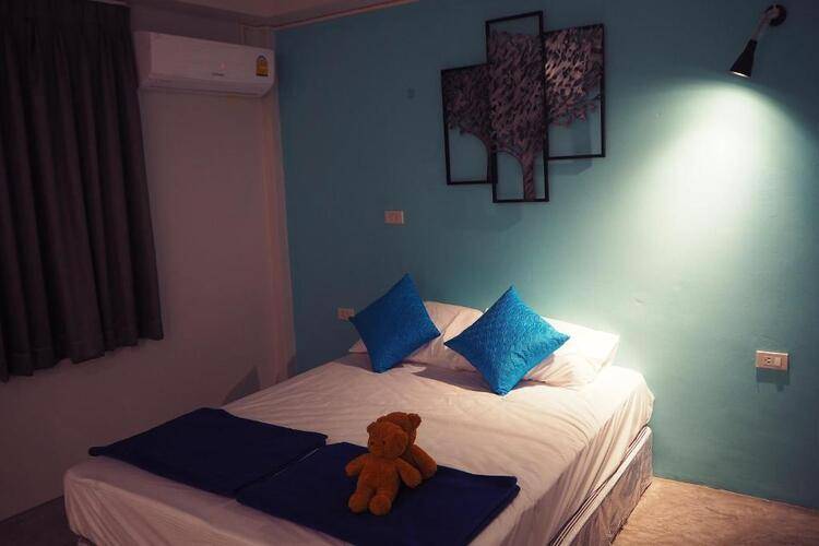 Hip Hostel