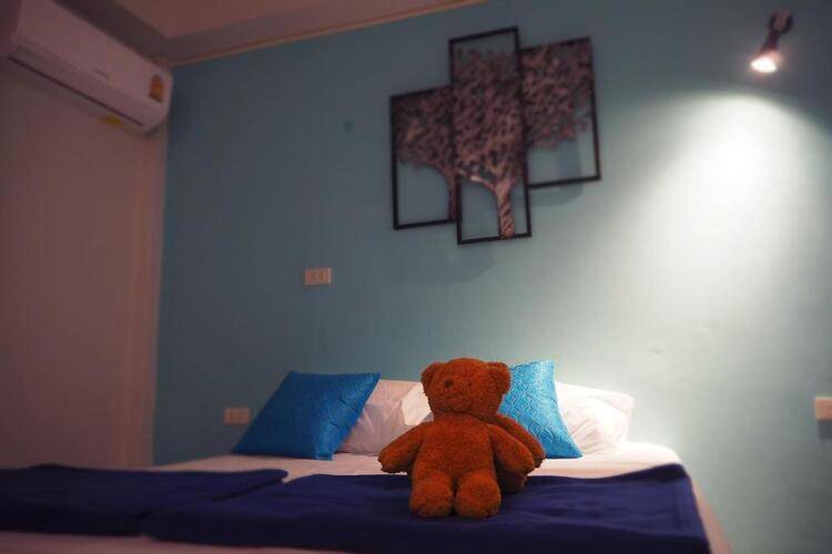 Hip Hostel
