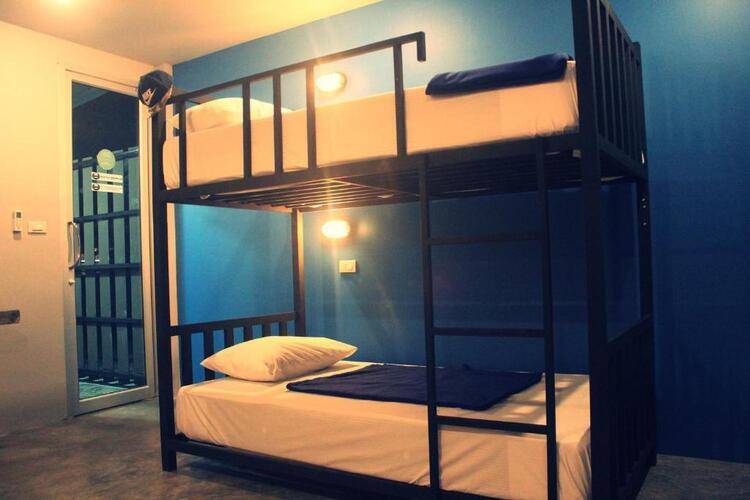 Hip Hostel