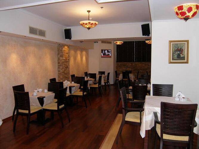 Nicola Hotel