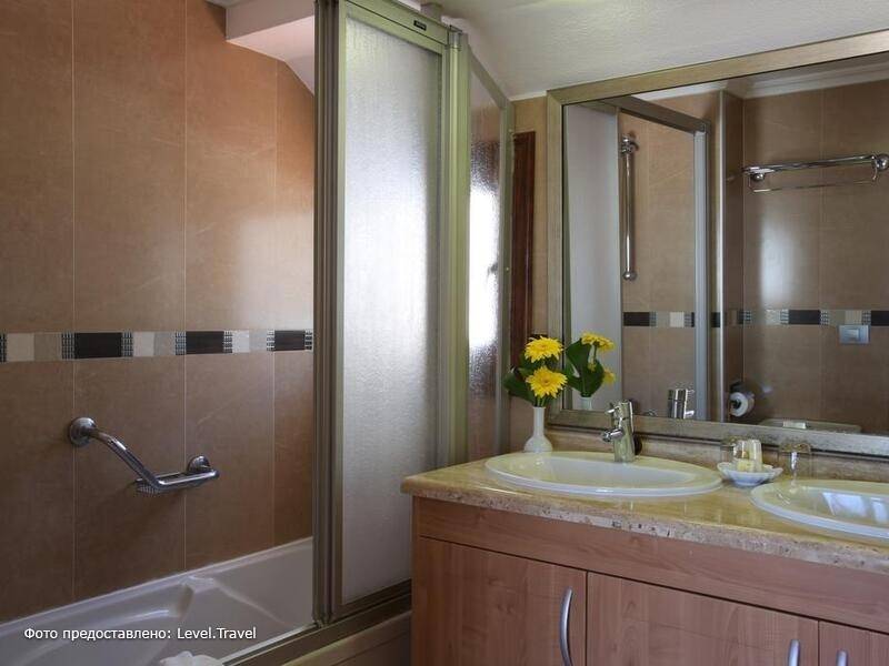 Фотография The Suites At Beverly Hills Tenerife