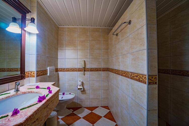 Senza Garden Holiday Club