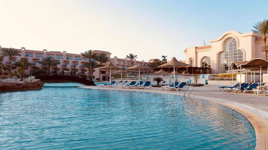 Pyramisa Beach Resort Sahl Hasheesh (Ex. Otium Pyramisa Beach Resort)