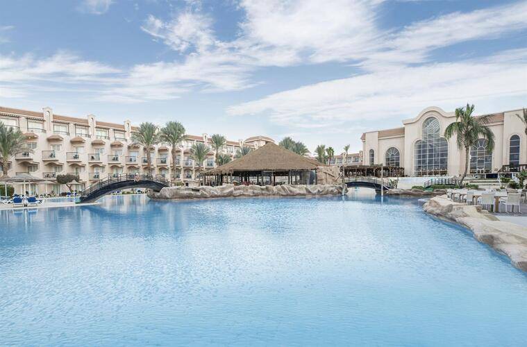 Pyramisa Beach Resort Sahl Hasheesh (Ex. Otium Pyramisa Beach Resort)