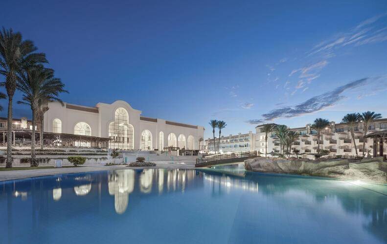 Pyramisa Beach Resort Sahl Hasheesh (Ex. Otium Pyramisa Beach Resort)