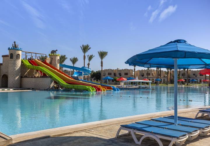 Royal Lagoons Resort And Aqua Park