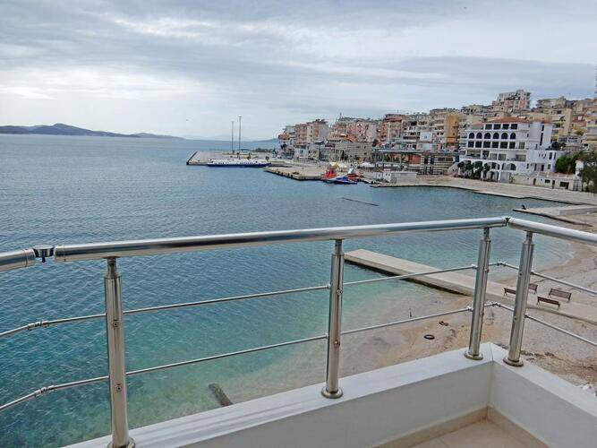 Titania Hotel