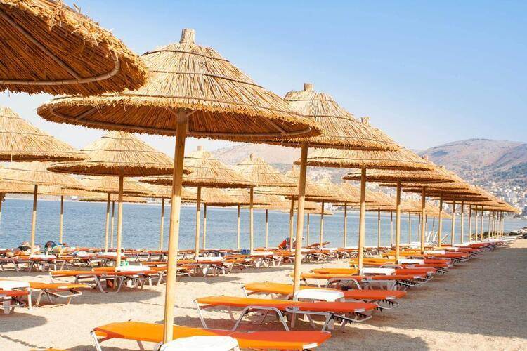 Saranda International