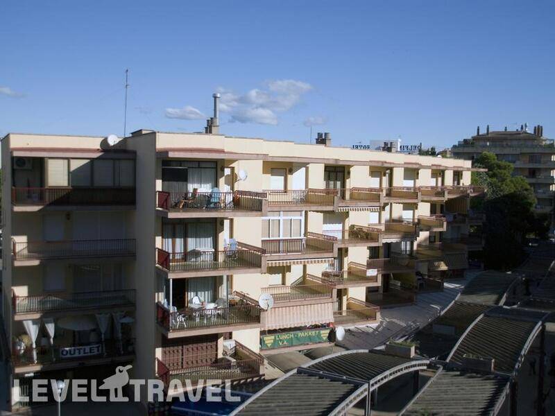Фотография Apartamentos Hesperia Alfonso I Flandria