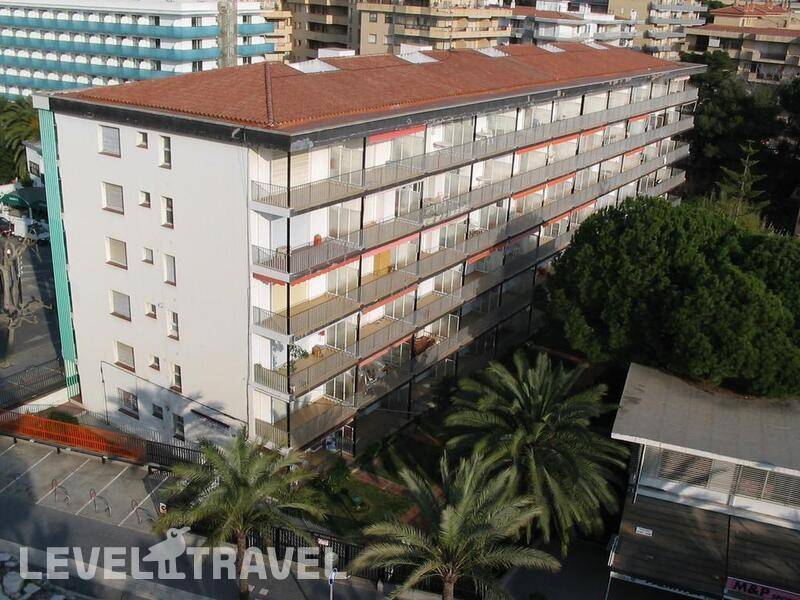 Фотография Apartamentos Hesperia Alfonso I Flandria