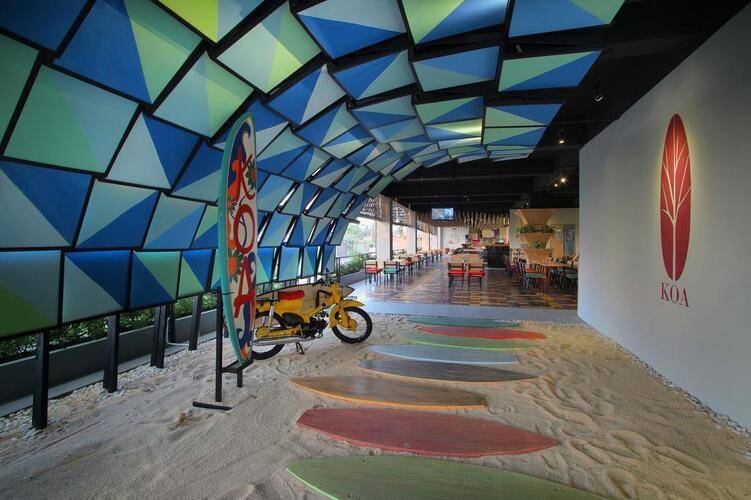 Koa D Surfer Hotel