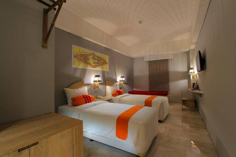 Koa D Surfer Hotel