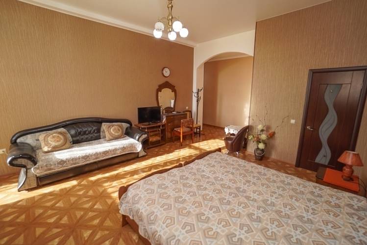 Art Home Hotel