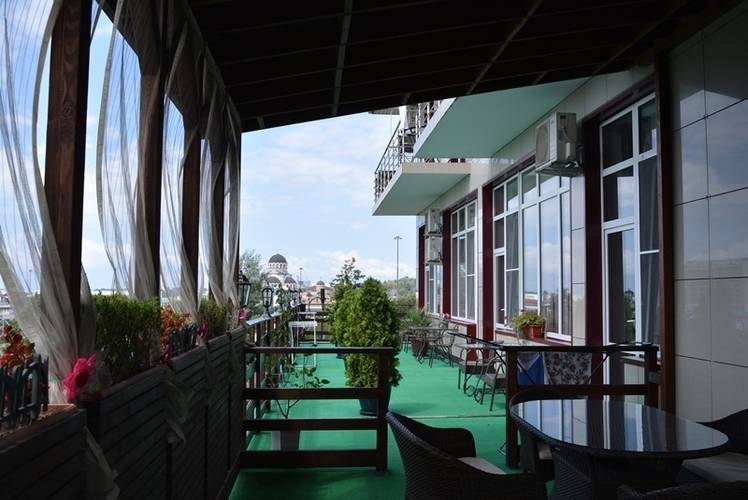 Art Home Hotel