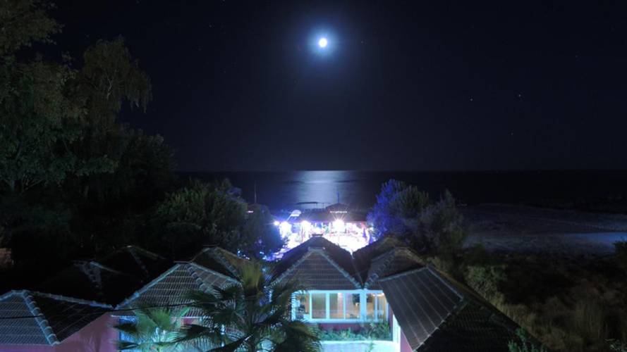 As Queen Beach Hotel