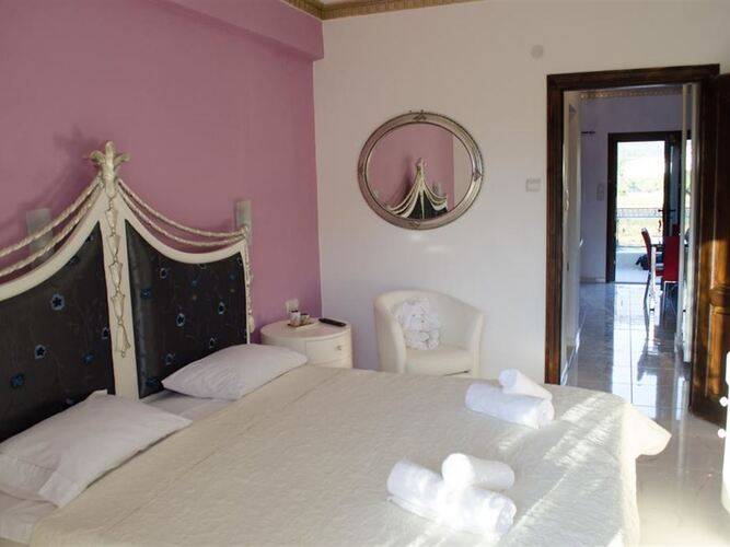 Bomo Greek Pride Hotel Apartments