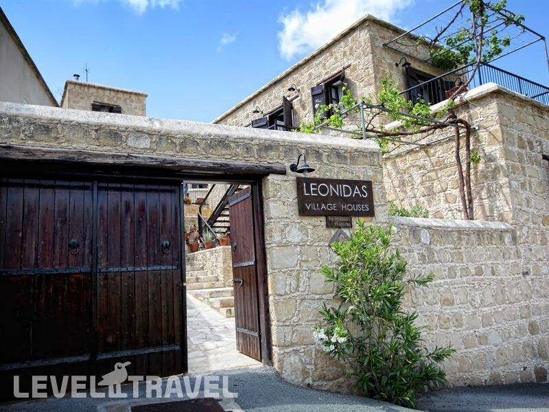 Фотография Leonidas Village Houses