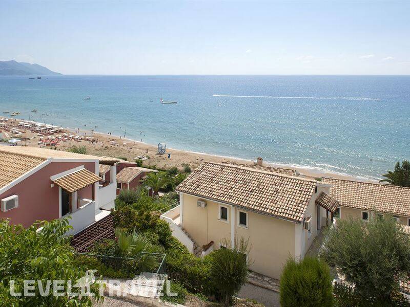 Фотография Glyfada Beachfront Apartments