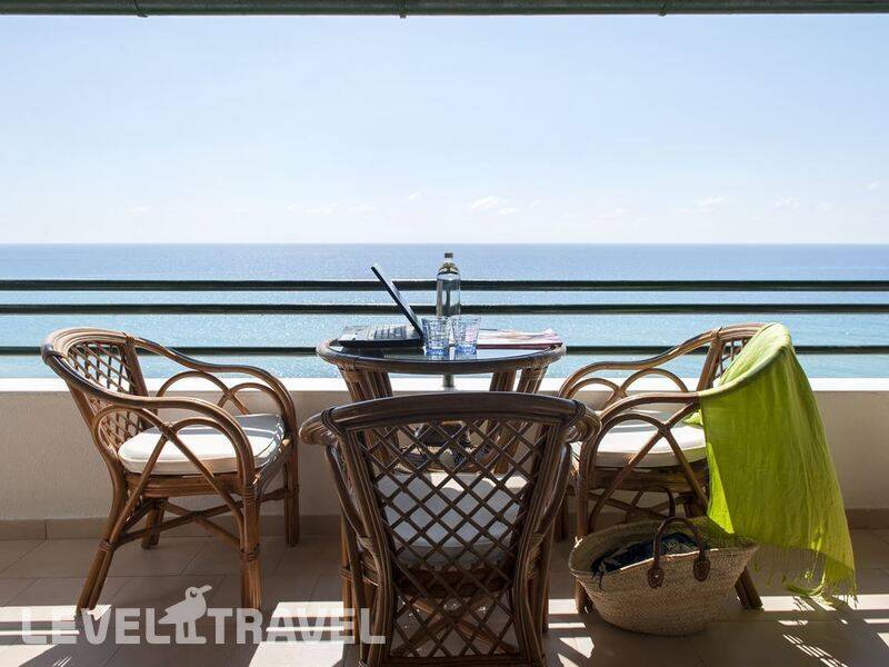 Фотография Glyfada Beachfront Apartments