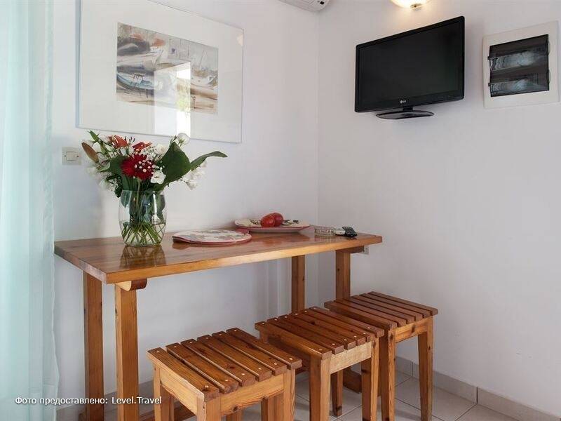 Фотография Glyfada Beachfront Apartments