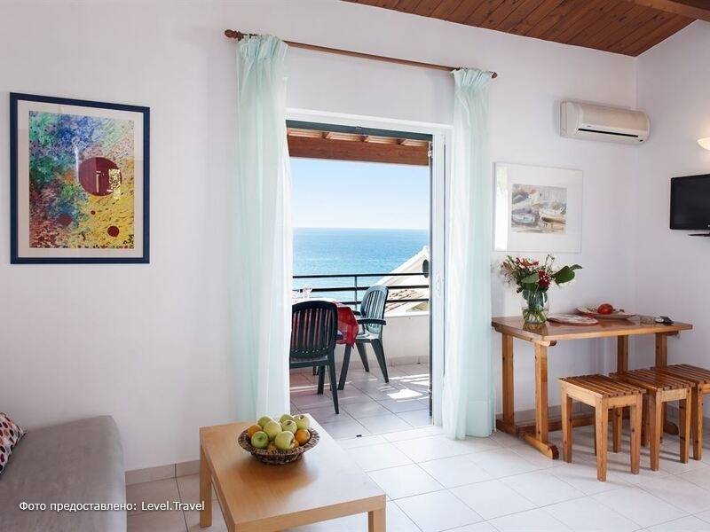 Фотография Glyfada Beachfront Apartments