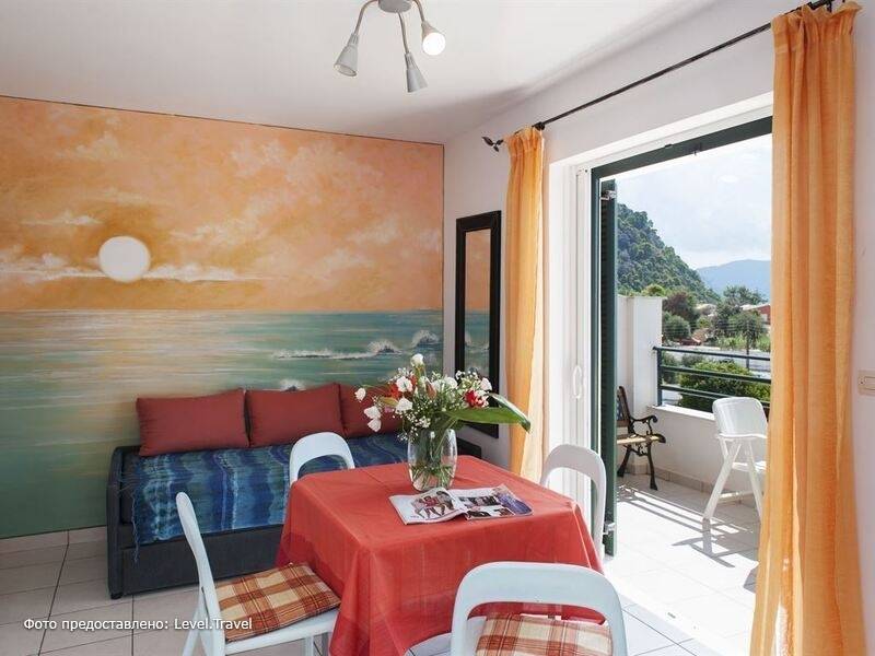 Фотография Glyfada Beachfront Apartments