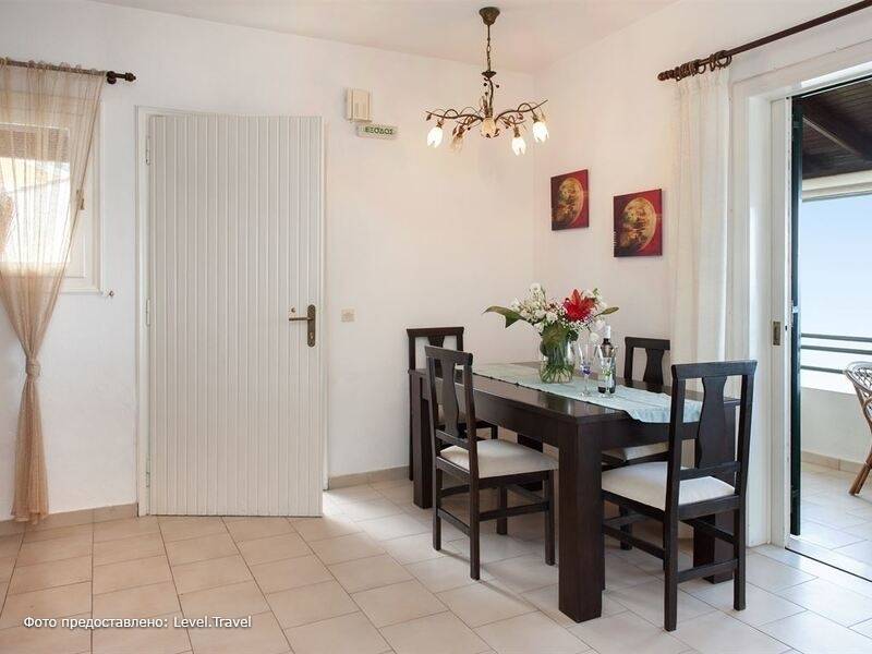 Фотография Glyfada Beachfront Apartments
