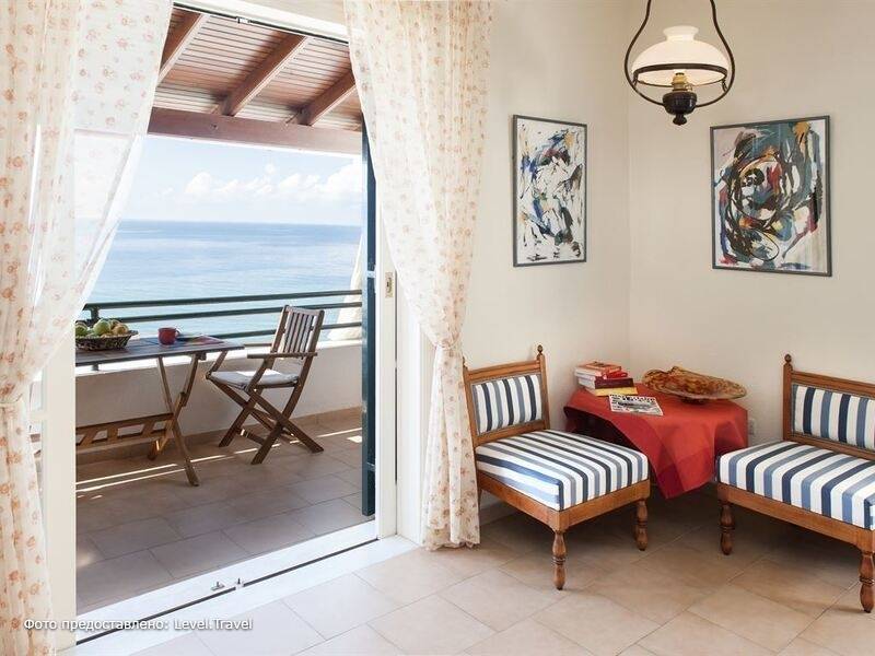 Фотография Glyfada Beachfront Apartments