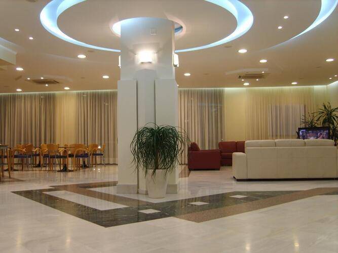 Yakinthos Hotel Chania